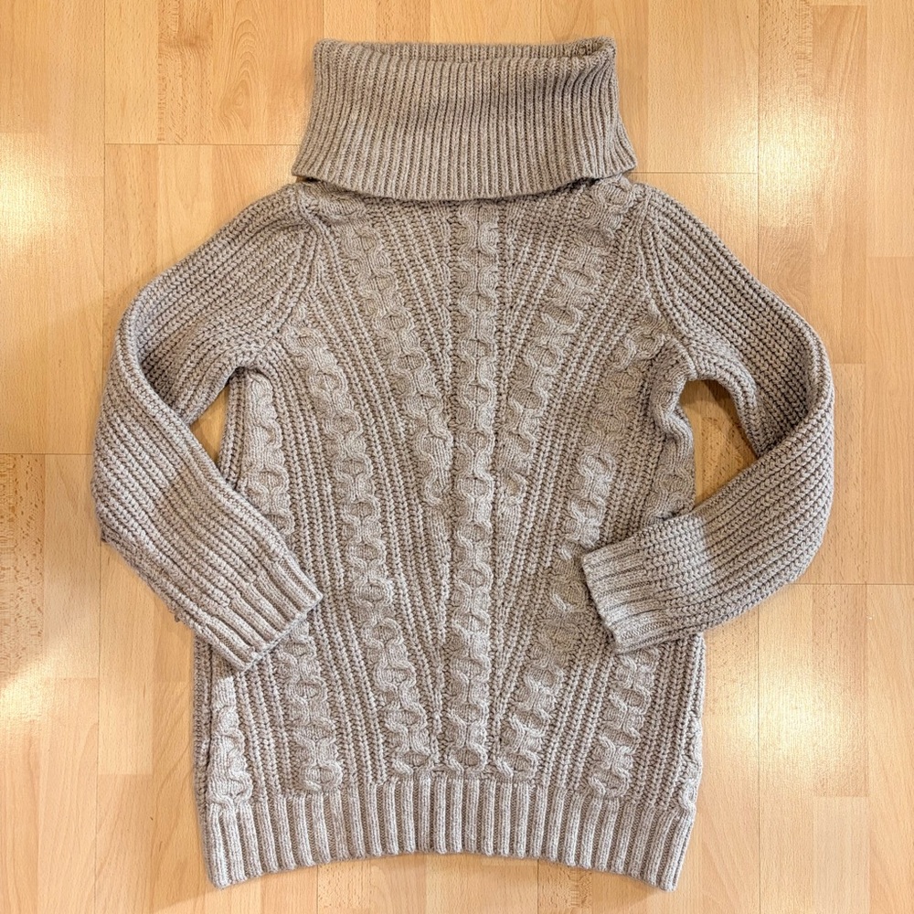 Banana Republic | Taupe Turtleneck chunky Sweater